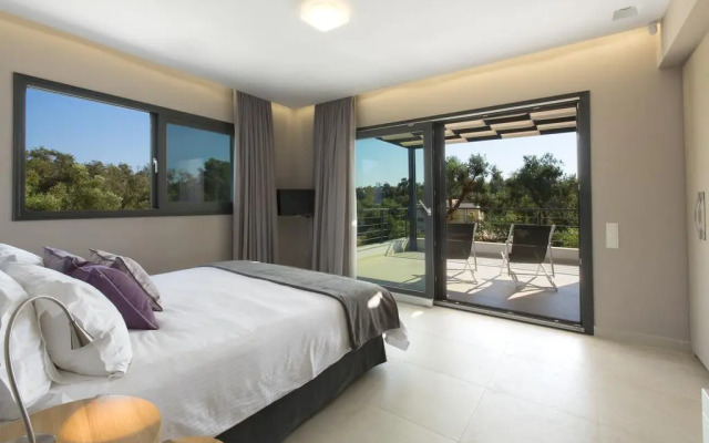 Villa Acaste