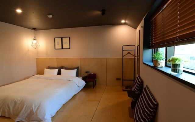 Brown Dot Hotel Daeyeon