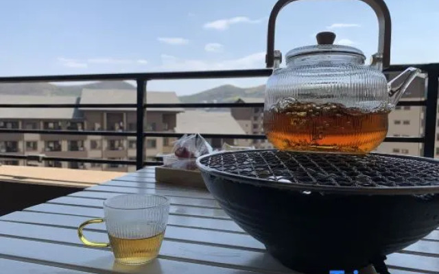 Xueren Nuandeng Apartment