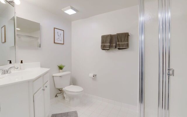 Spacious 2BR Condo at Ballston