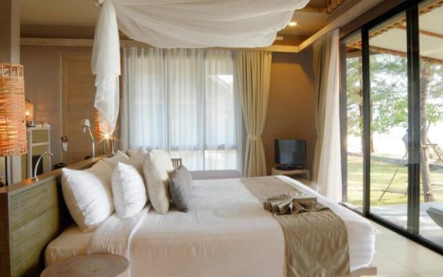 Twin Lotus Resort and Spa - Adults Only