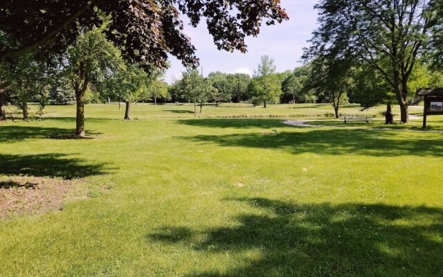Budgetel Glen Ellyn