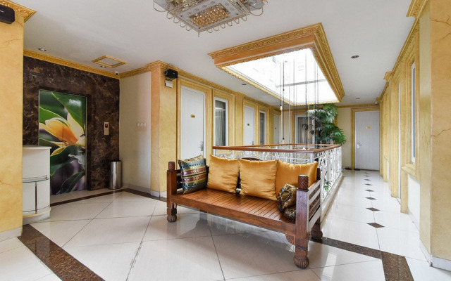 RedDoorz Plus near Discovery Shopping Mall Bali