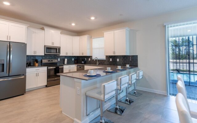 4569tb NON Renting 09/13/2021 -storey Lake