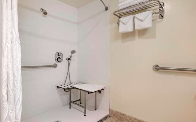 Best Western Plus Thousand Oaks Inn