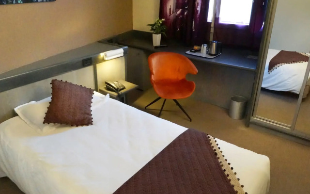 Ariana Hotel