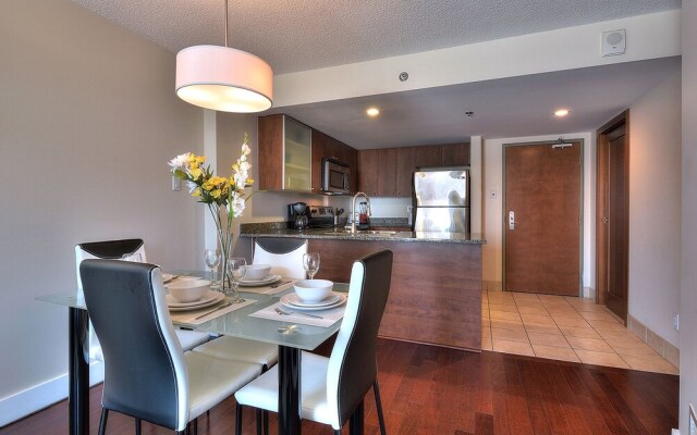 1-Bedroom Convention Center Old Port