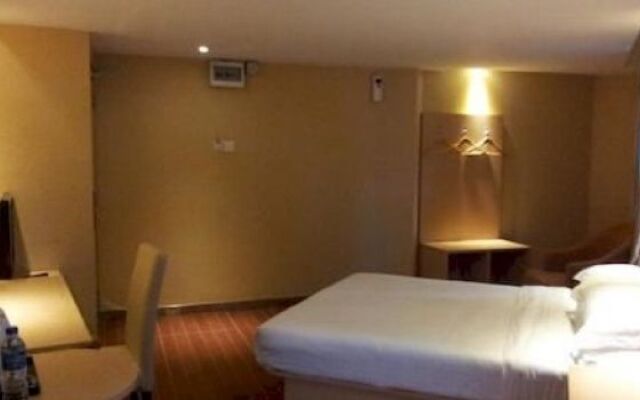 Aira Hotel