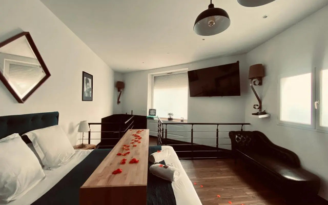 Mieuxqualhotel jacuzzi privatif La retro
