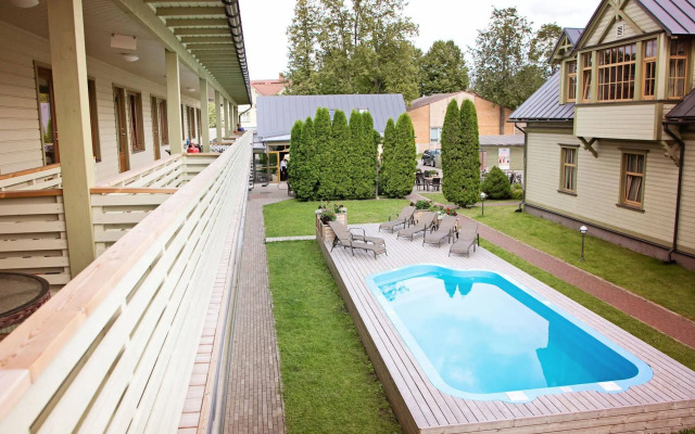 Kurgo Villa Hotel & Restaurant