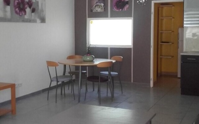 House With 2 Bedrooms in Favières, With Wifi