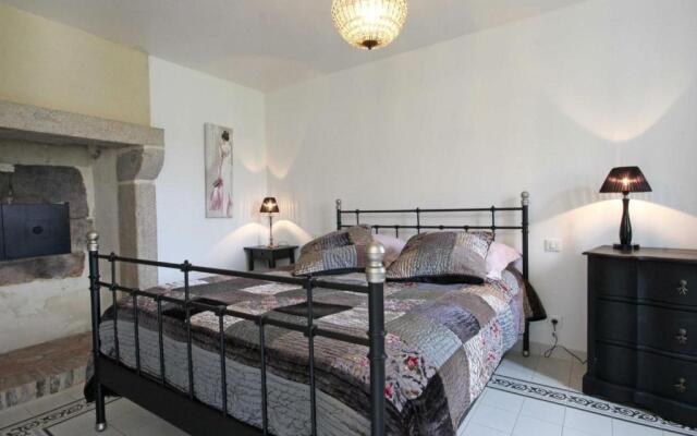 Gîte Coulonges-sur-Sarthe, 7 pièces, 13 personnes - FR-1-497-118