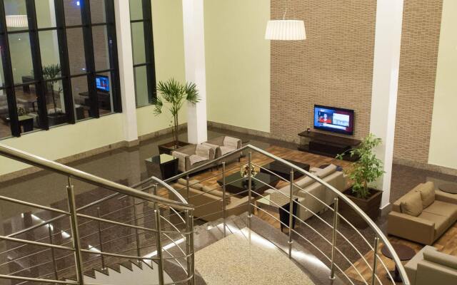 Hotel Intercity Manaus