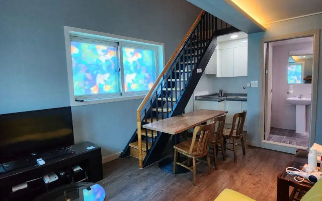Shine Hotel