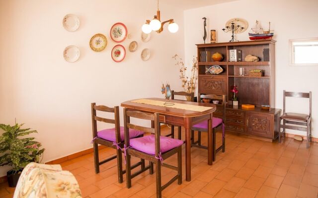 A06 - Seaview 1 Bed Apartment by DreamAlgarve