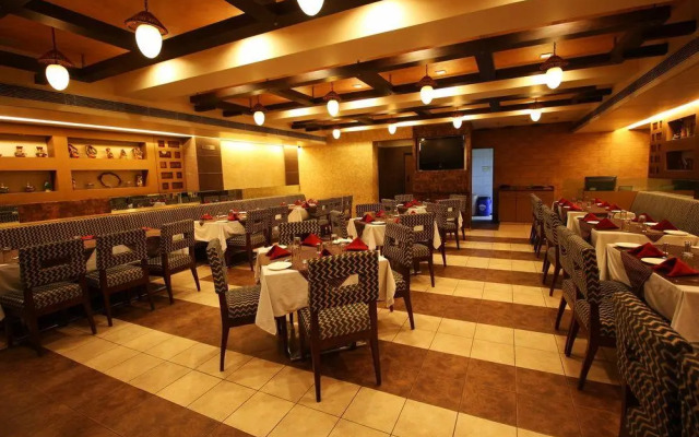 Capital O 1338 Hotel Harmony