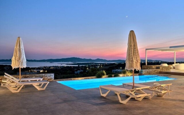 La Vitalite Luxury Villa in Paros
