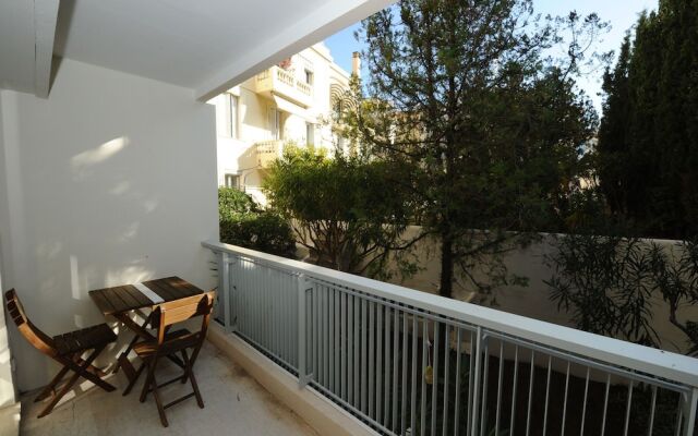 Welcome to Cannes - Corail 2