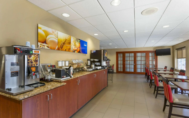 Comfort Inn Green Valley I-19