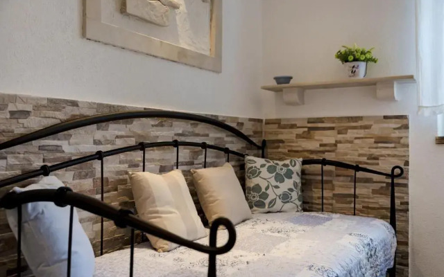 Spacious Apartment Krvavica