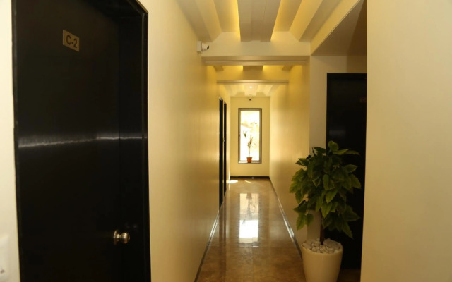 Hotel Madni Royale