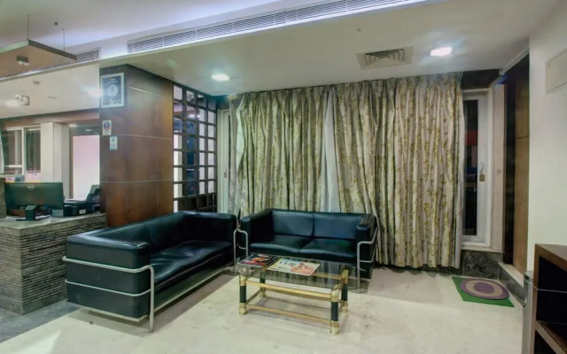OYO 29625 Suvarna Regency