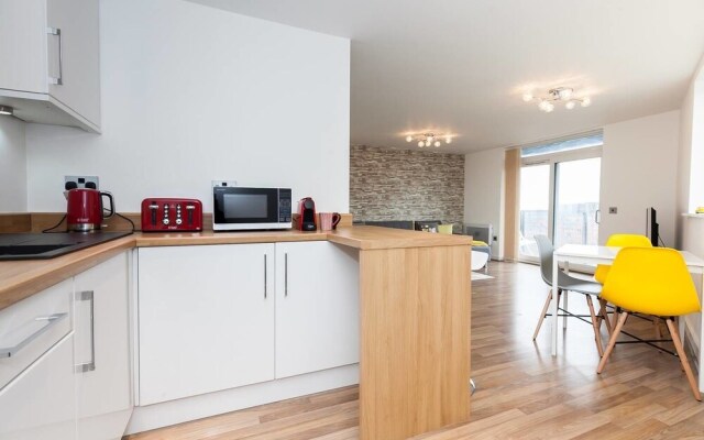 Amazing 2BR Manchester Apartment