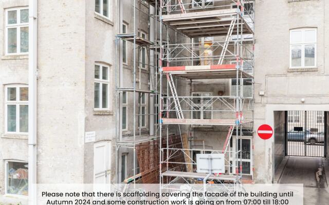 Gorgeuos Three-bedroom Apartment in Historical Copenhagen