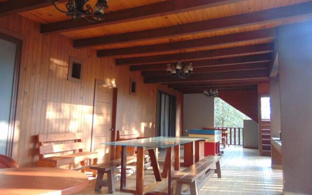 Cabaña dentro del Bosque para 24 Personas
