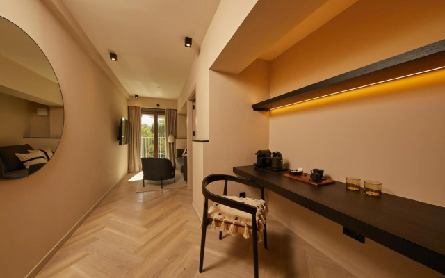 Belle Marivent Petit Hotel