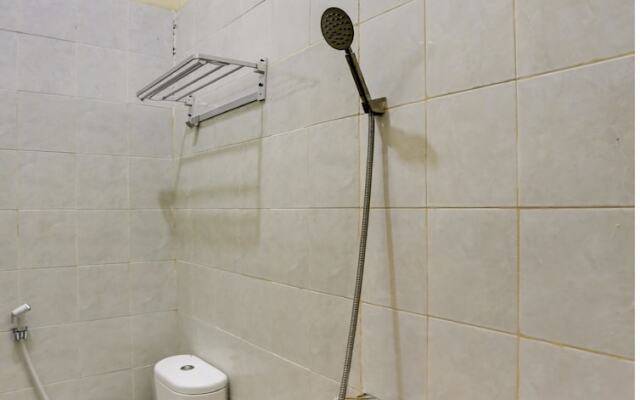 Permata House by OYO Rooms