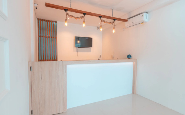 Super OYO 1948 Apartement Sentul Tower