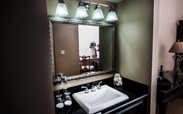 Old Stone Inn Boutique Hotel