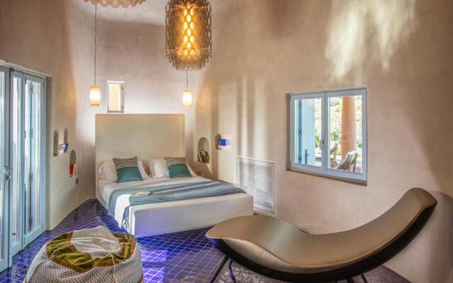Is Molas Villas
