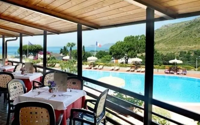 Residence Costa Di Kair Ed Din
