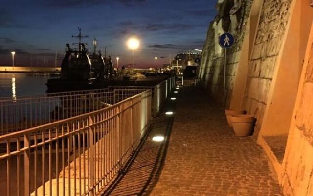 Quattro Stelle al Porto Guest House