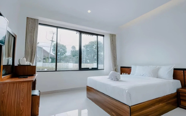 Ariandri Hotel & Resort 