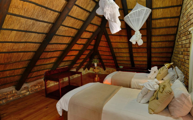 Tshukudu Game Lodge