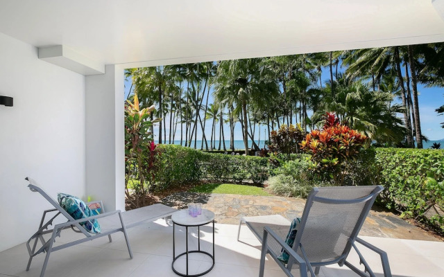Ground-floor Absolute Beachfront Luxury
