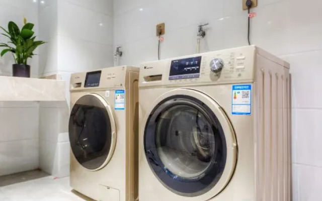 Zhengzhou Jujing Hotel