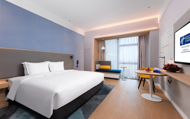 Holiday Inn Express Nanchang Riverside – Guest Rooms – Nanchang
