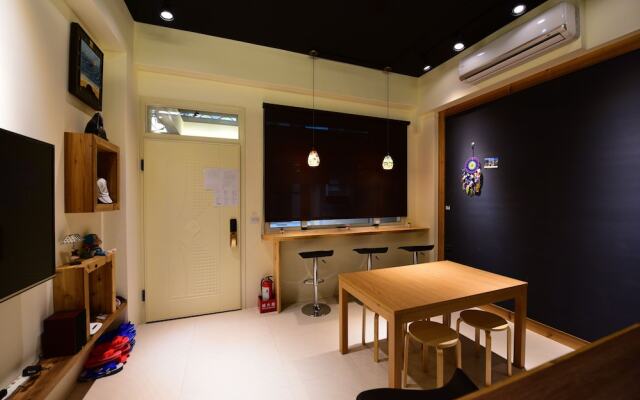 K2 Hostel