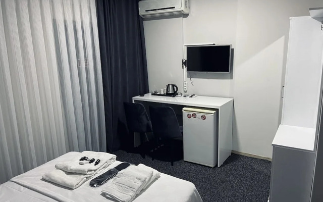 Cinar Hotel