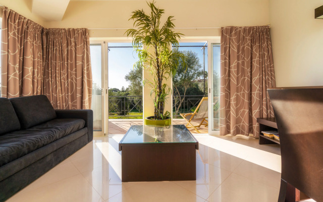 Colina Verde Golf & Sports Resort