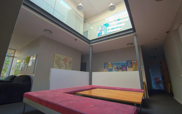 Cambridge Lodge - Hostel