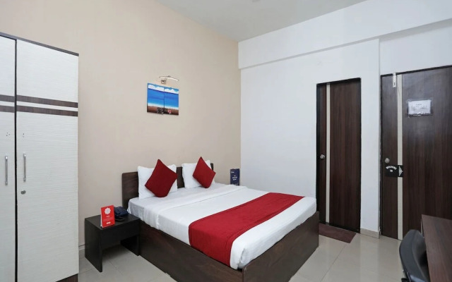 Hotel Pioneer By OYO Rooms
