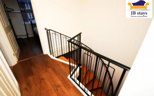 5 Bed House Leisure/business Free Parking
