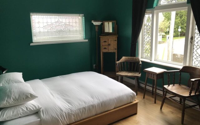 The Inn at Tough City