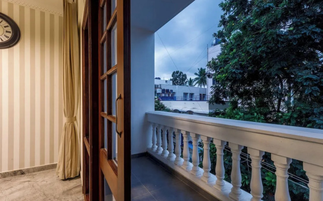 Amber Apartment 103 by Stayjade