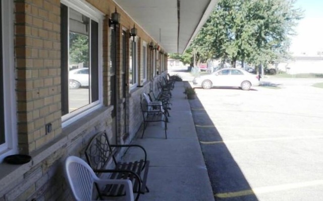 Aquarius Motel